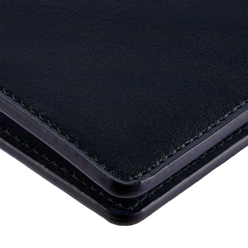 Ежедневники с логотипом с печатью логотипа. Еженедельник-портфолио Remini, недатированный по цене 5 543 ₽ руб. (артикул 55602.40) Еженедельник-портфолио Remini, недатированный, темно-синий