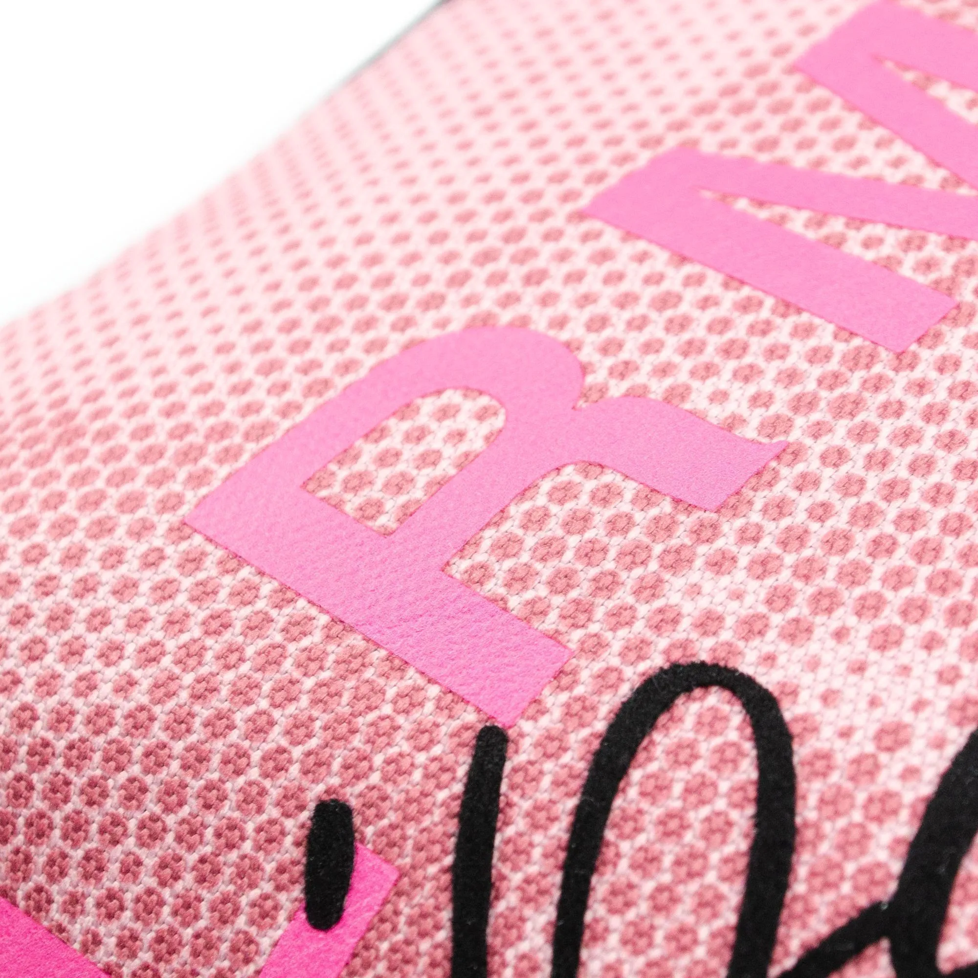 Сумки с принтом с печатью логотипа. Поясная сумка Pink Marble по цене 613 ₽ руб. (артикул 71487.56) Поясная сумка Pink Marble