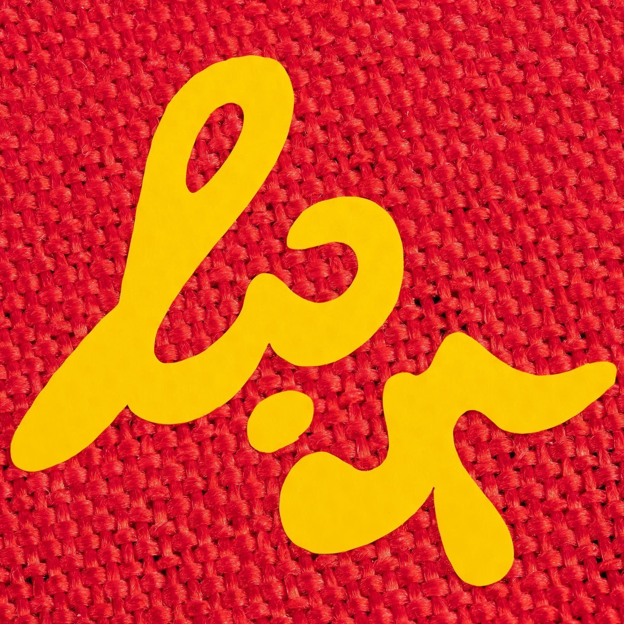 Беспроводная колонка Chubby, серая с красным