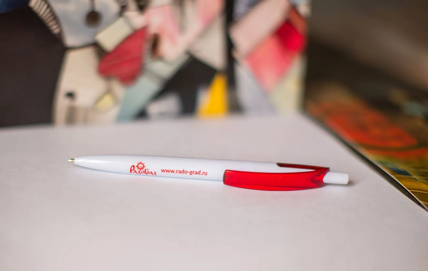 Заказать Сувениры для Радо Град оптом со склада. Корпоративные подарки и бизнес сувениры с логотипом вашей компании. Опт. Компания "Главпоспром" Сувениры для Радо Град