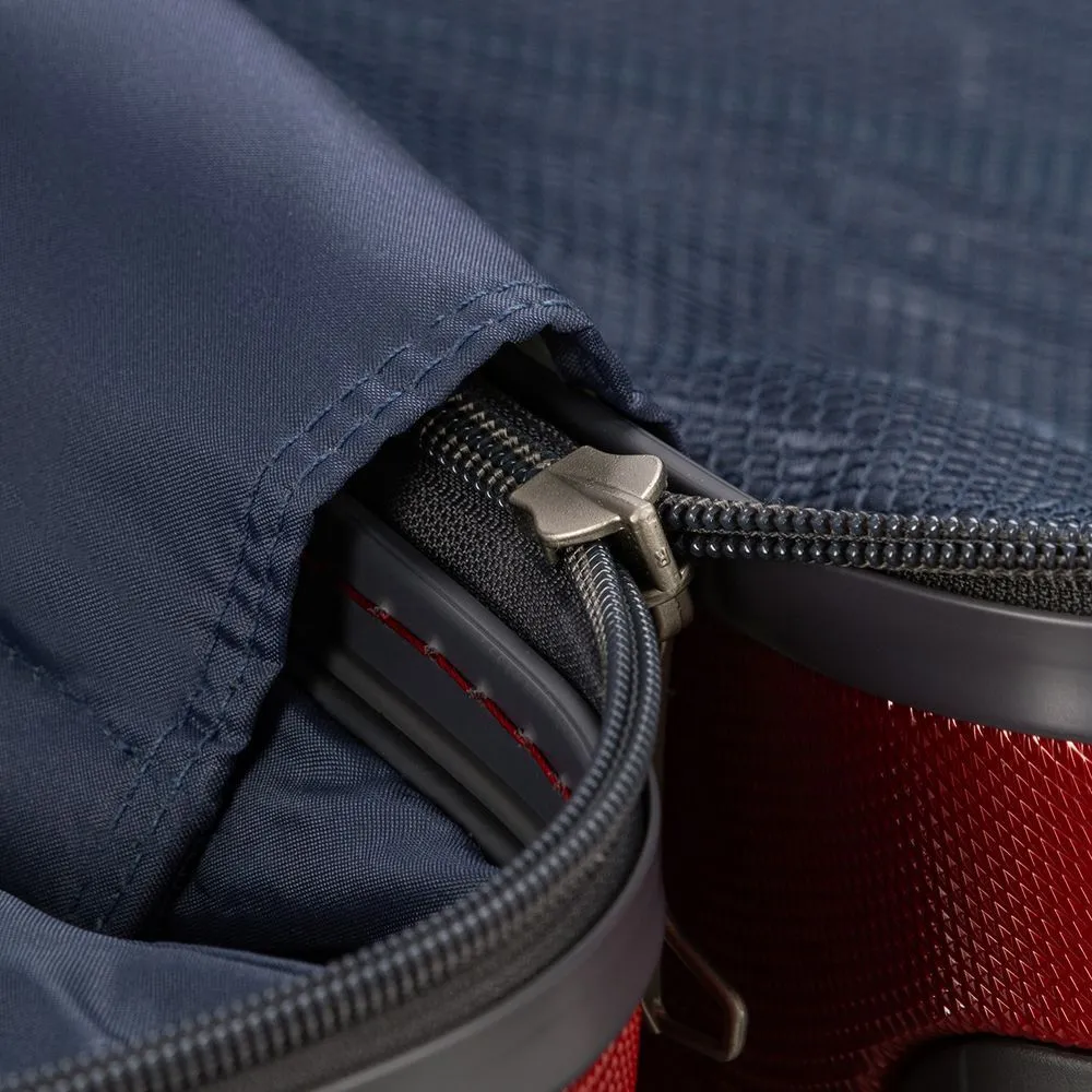 Чемодан Uno Zip Special M, красный