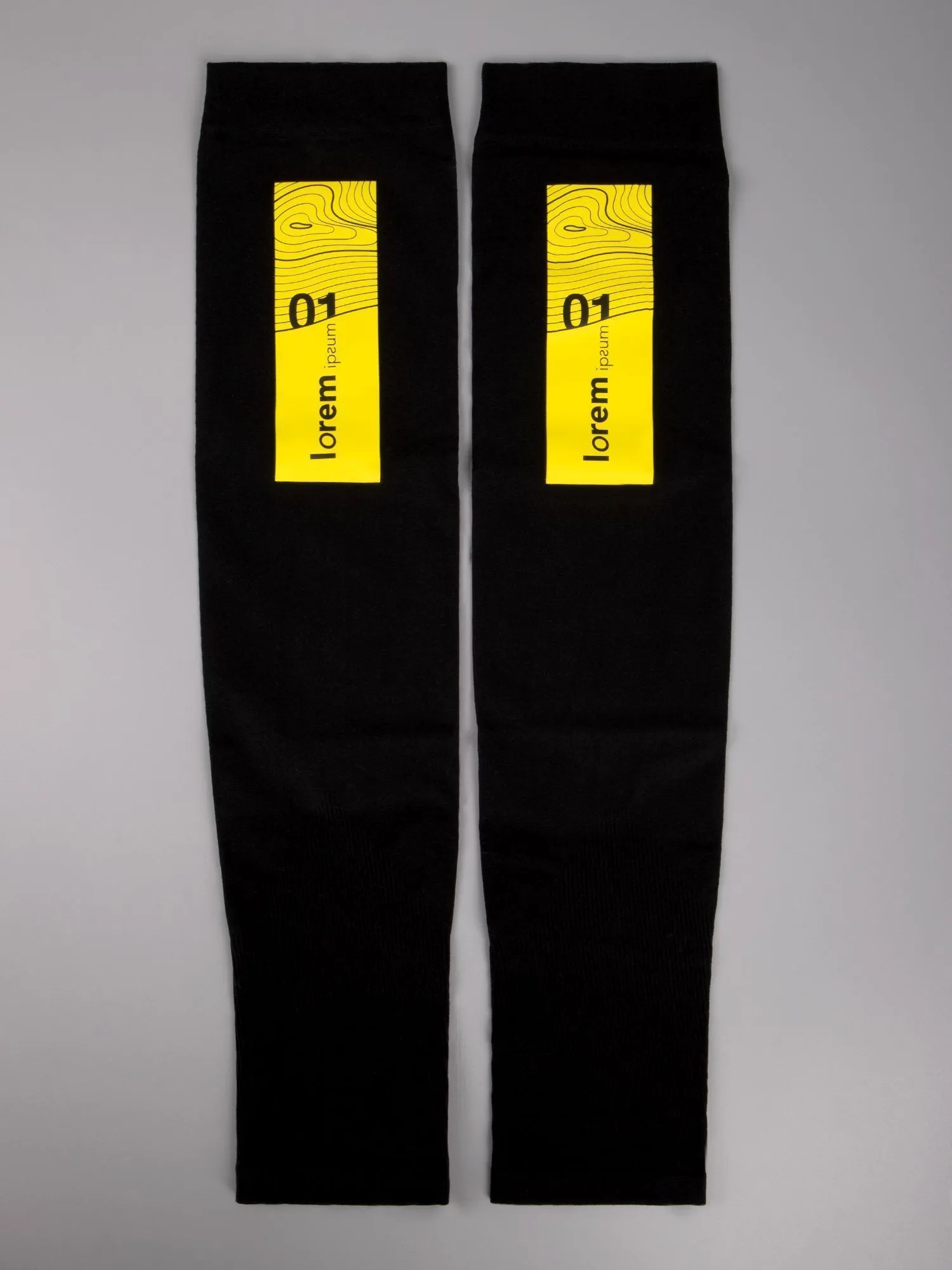 Спортивные аксессуары с логотипом с печатью логотипа. Рукава спортивные Flexor по цене 441 ₽ руб. (артикул 16580.30) Рукава спортивные Flexor, черные