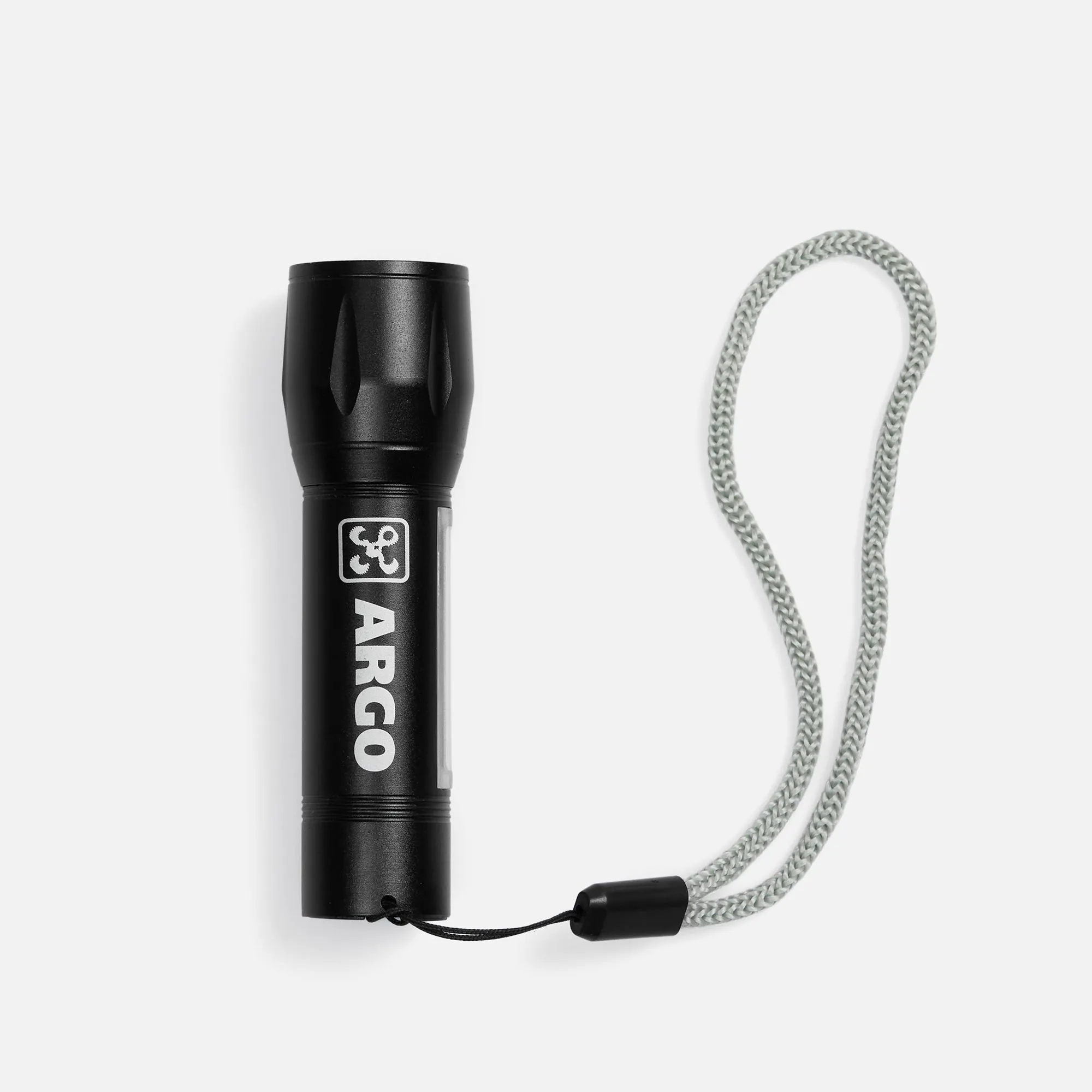 Фонарик аккумуляторный с фокусировкой луча Kirk, черный