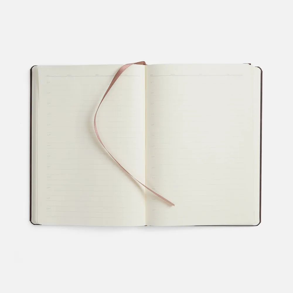 Ежедневники с логотипом с печатью логотипа. Ежедневник Urban Hard, недатированный по цене 902 ₽ руб. (артикул 72079.59) Ежедневник Urban Hard, недатированный, коричневый