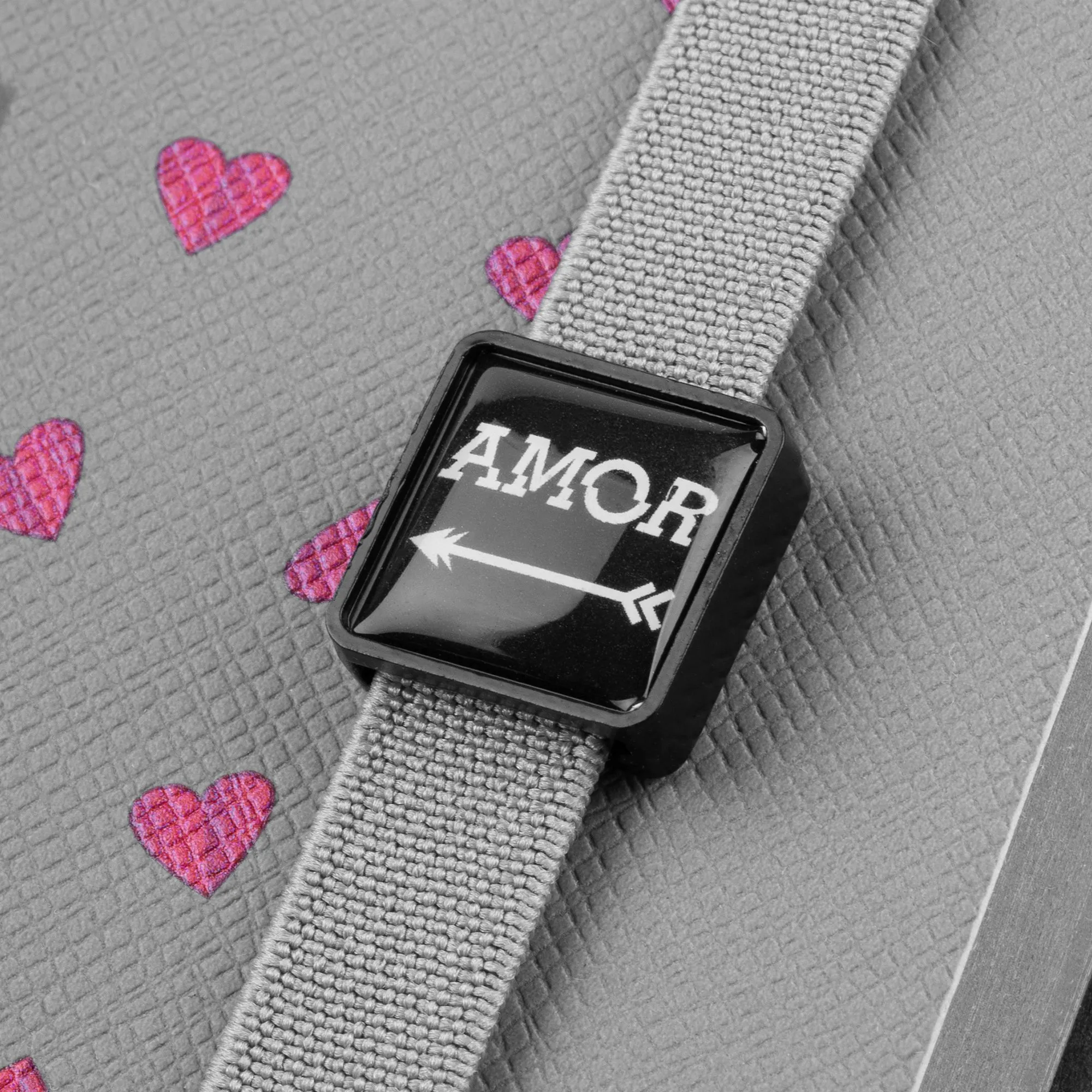 Ежедневники с логотипом с печатью логотипа. Ежедневник Peel Flex, недатированный по цене 939 ₽ руб. (артикул 26687.10) Ежедневник Peel Flex, недатированный, серый