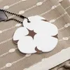Заготовка из фетра Felt M, белая с логотипом