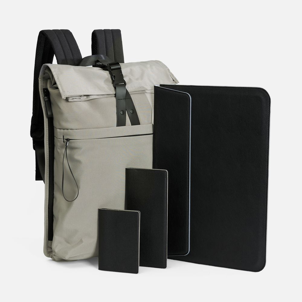 Набор Petrus Travel, черный с логотипом