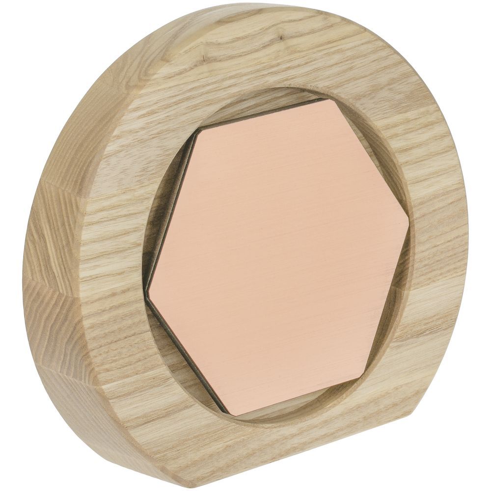 Стела Constanta Light, с бронзовым шестигранником с логотипом