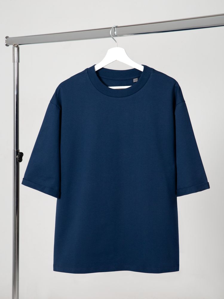 Футболка оверсайз унисекс Kosmos 2.0, темно-синяя с логотипом