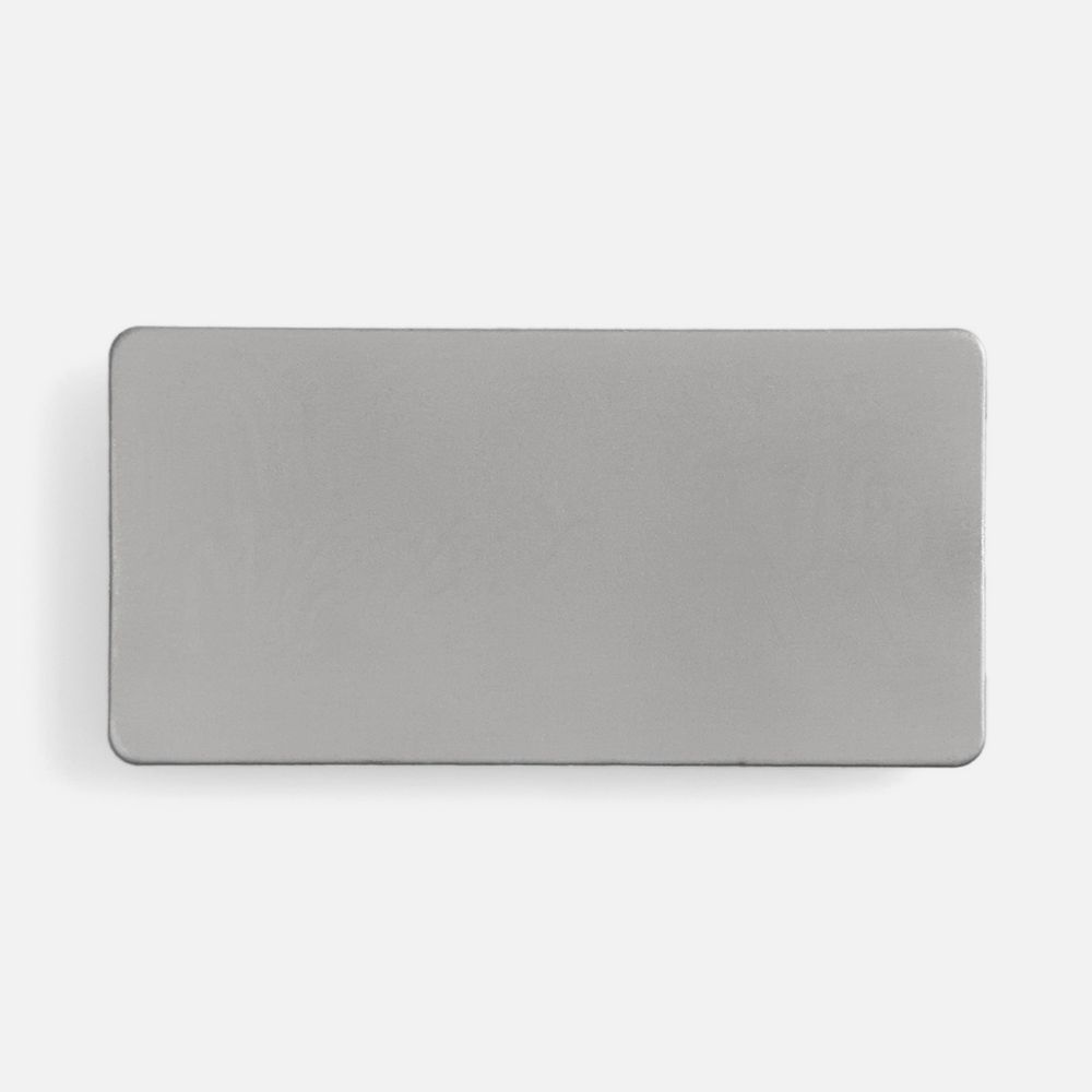 Значок Magnet Matto, серебристый с логотипом