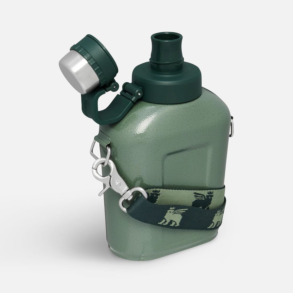 Фляга Adventure 1000, темно-зеленая с логотипом