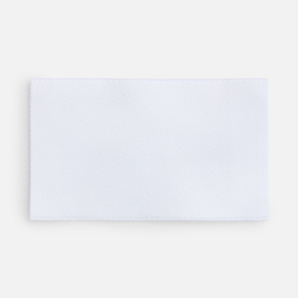 Лейбл тканевый Epsilon, M, белый с логотипом