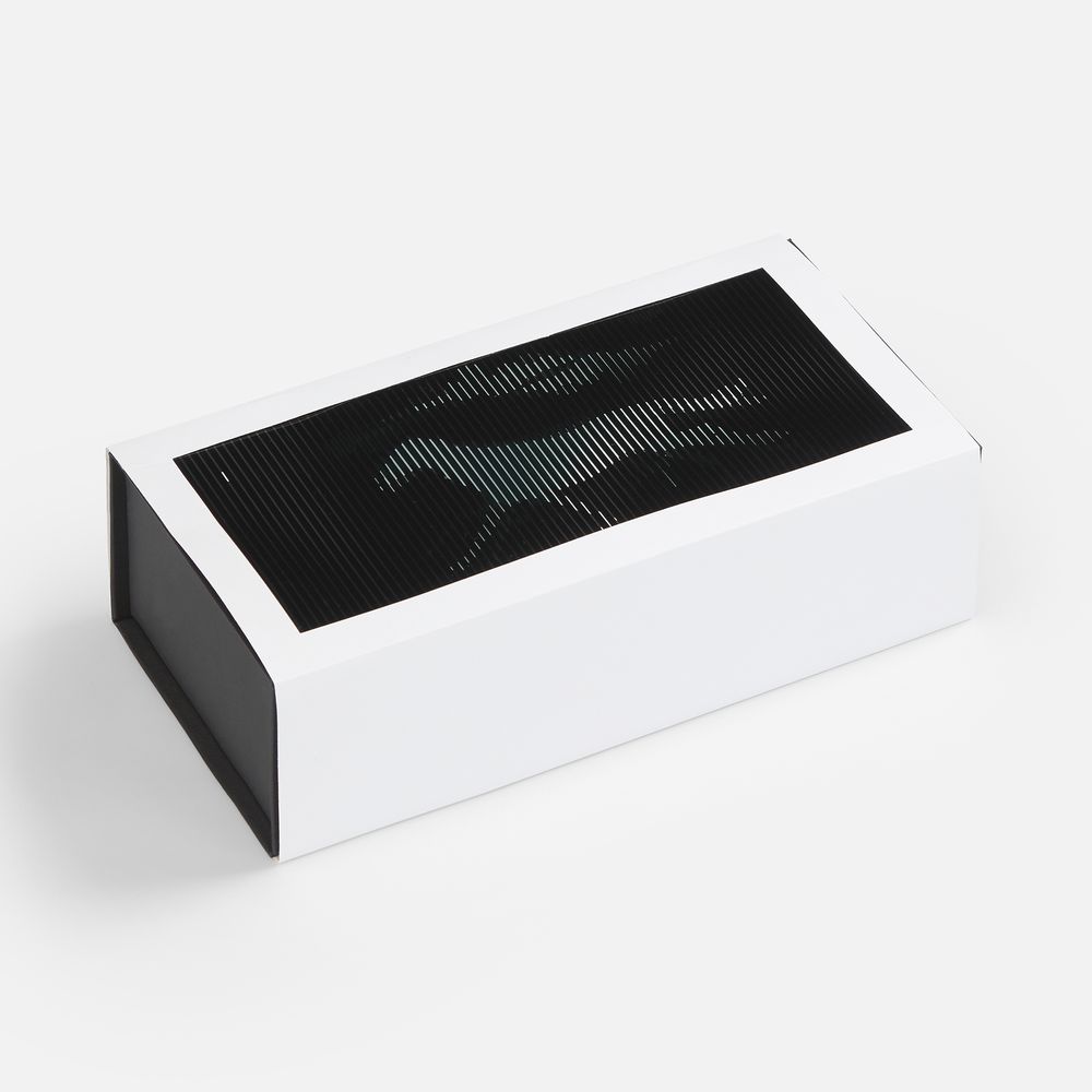 Коробка «Динамика успеха» с логотипом