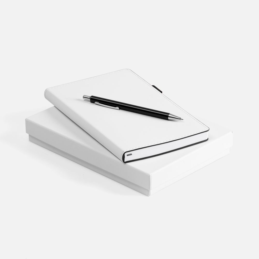 Набор White Shall, бело-черный с логотипом