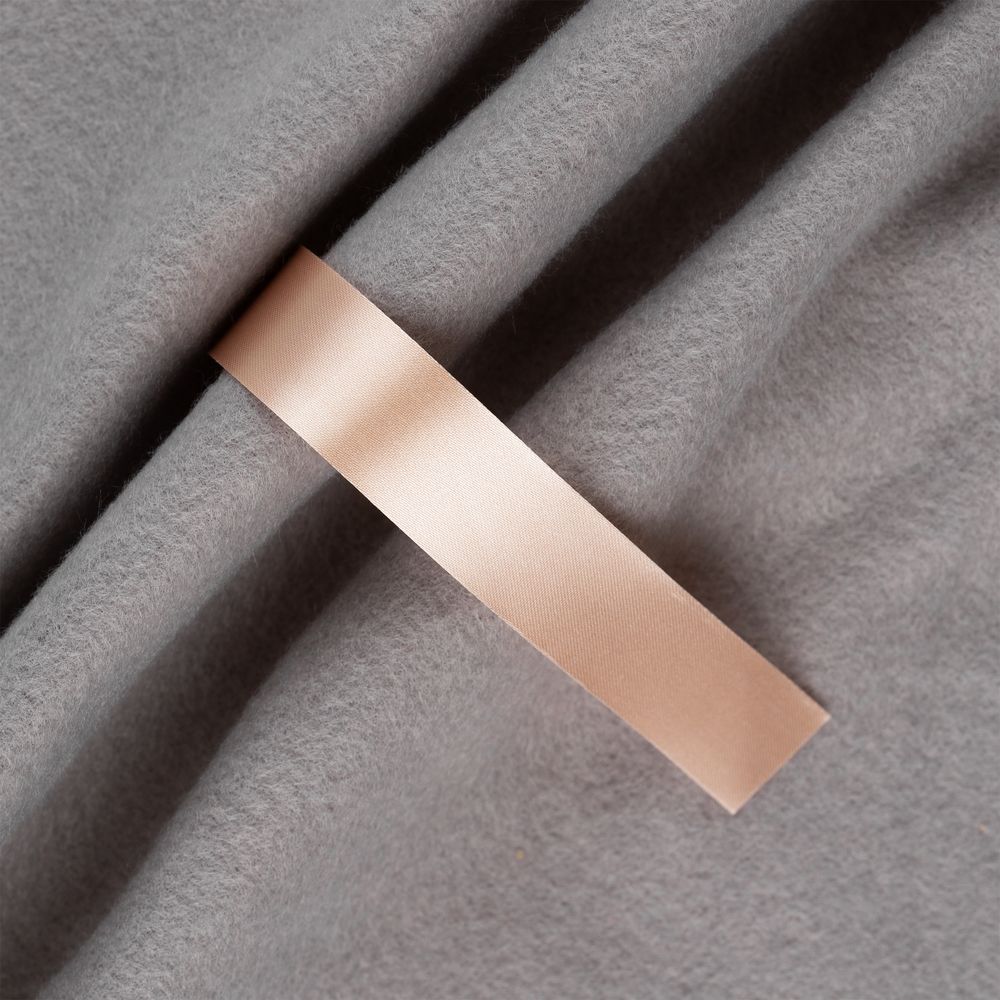 Лента сатиновая Satin 20 S, светло-бежевая, 50 см с логотипом