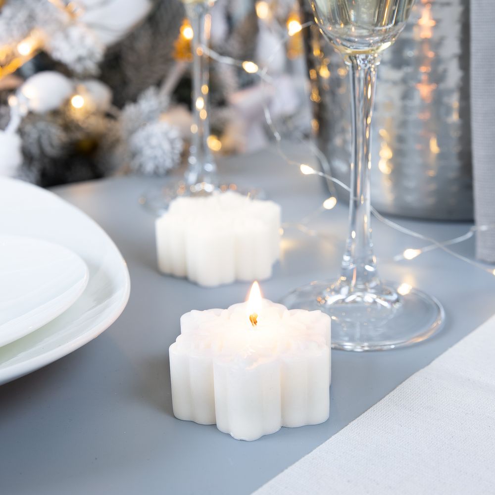 Свеча Snowlight 2, белая, 6 см с логотипом