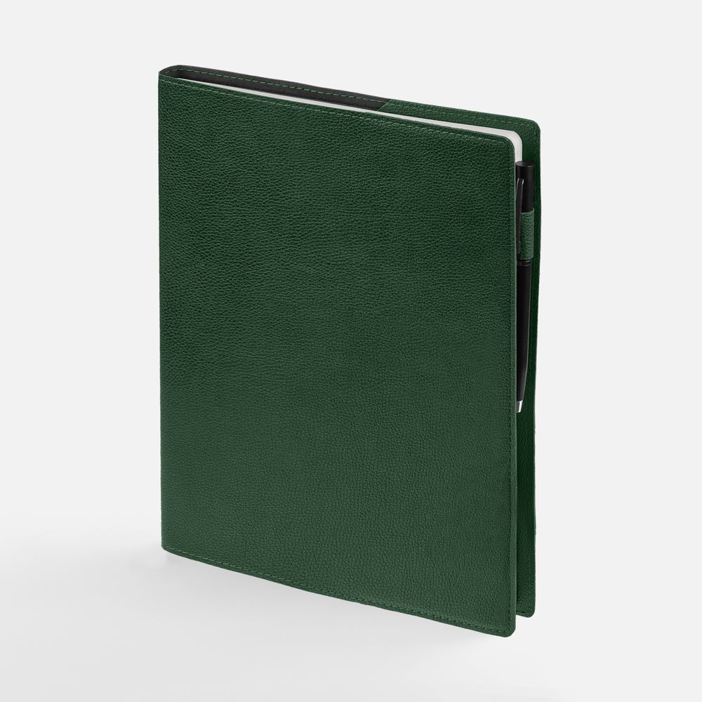 Ежедневник в суперобложке Brave Book, недатированный, зеленый с логотипом