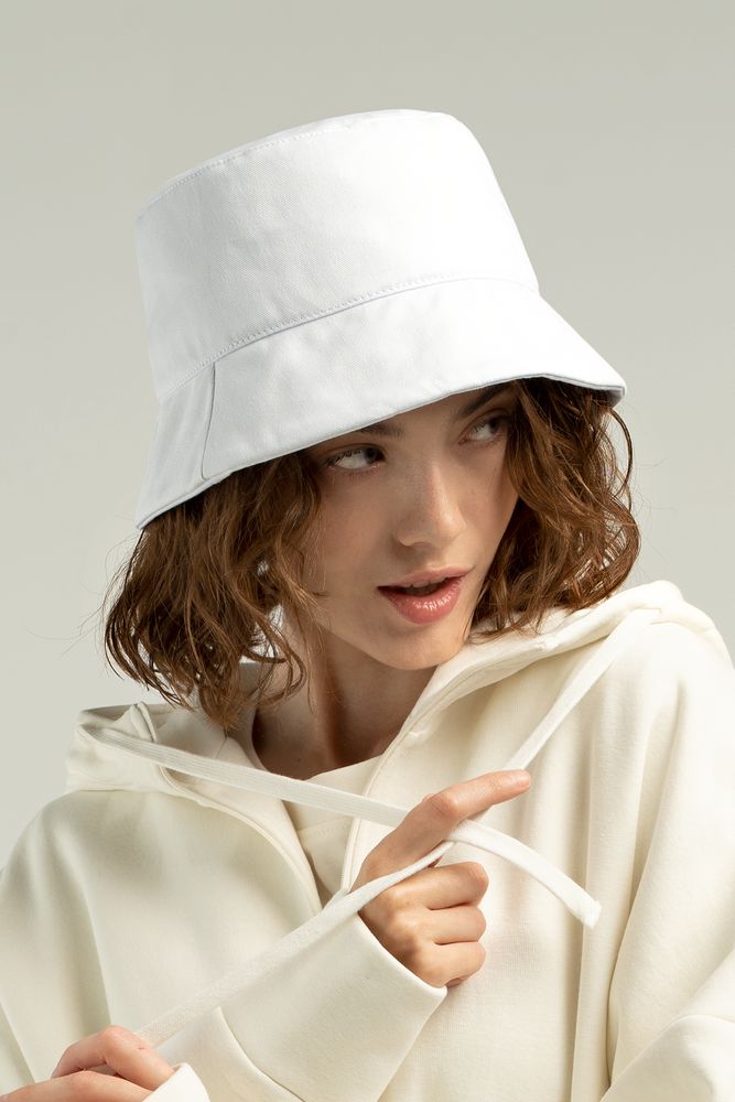 Панама C6, белая с логотипом