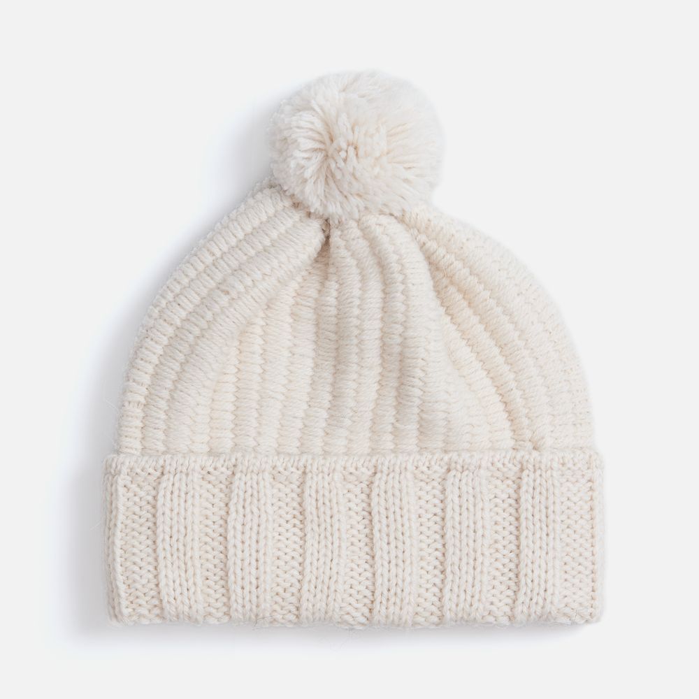 Шапка Frissonelle, жемчужно-белая с логотипом