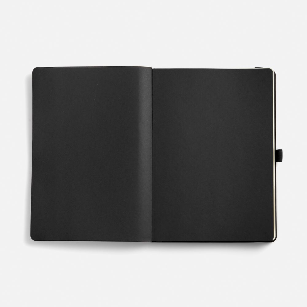 Ежедневники с логотипом с печатью логотипа. Ежедневник Peel Flex, недатированный по цене 939 ₽ руб. (артикул 26687.30) Ежедневник Peel Flex, недатированный, черный