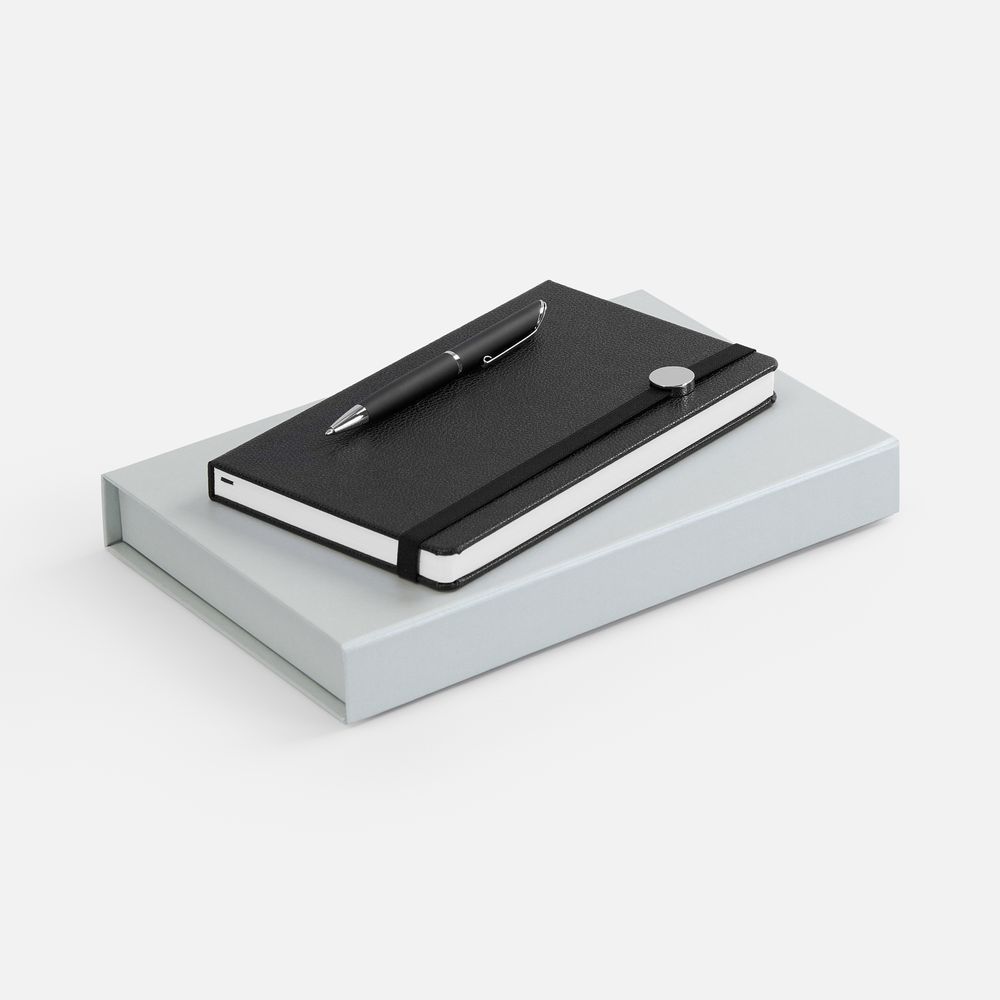 Наборы с ежедневниками с печатью логотипа.  по цене  руб. (артикул 10748.30) Набор Nova, черный