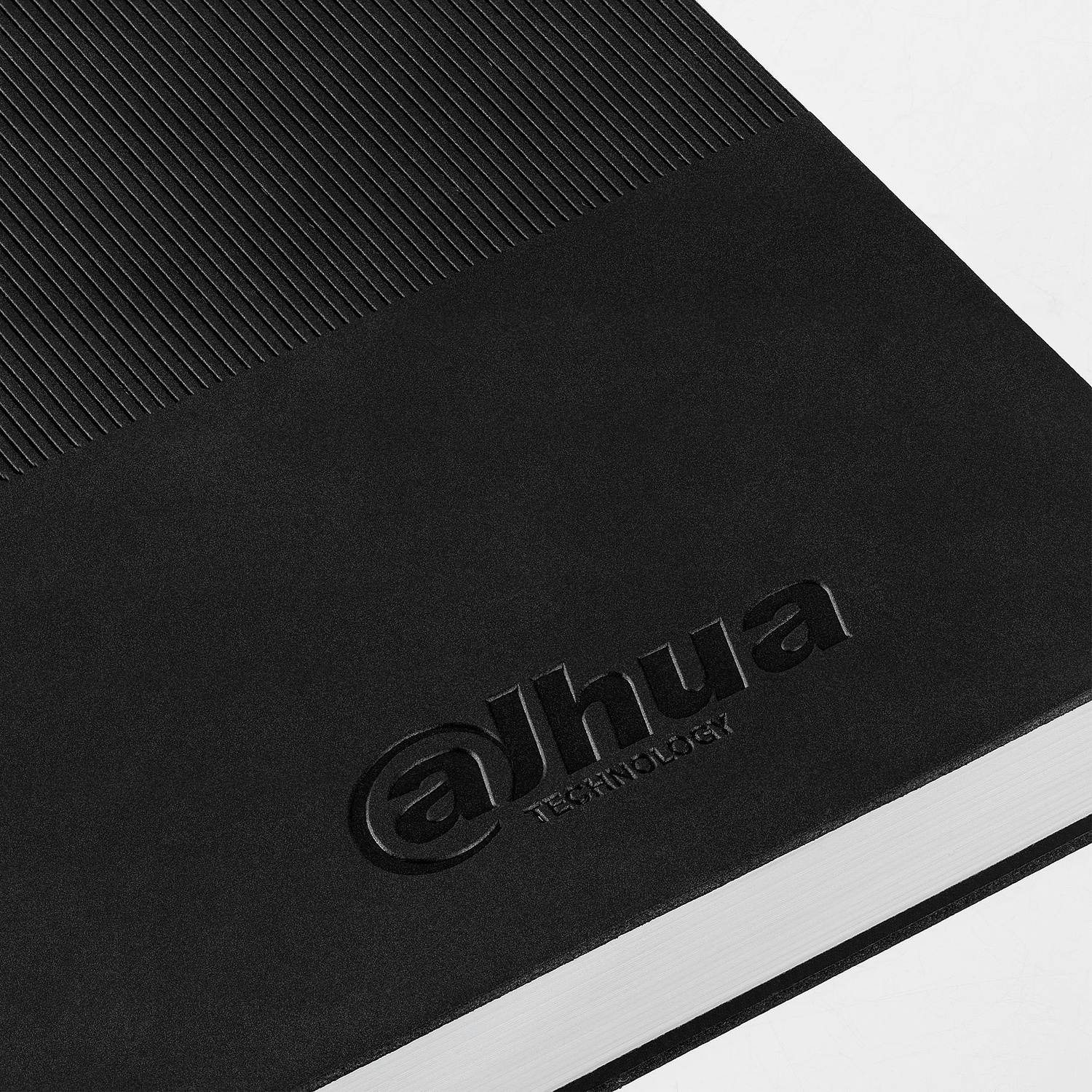 Ежедневник Vale New, недатированный, черный с логотипом