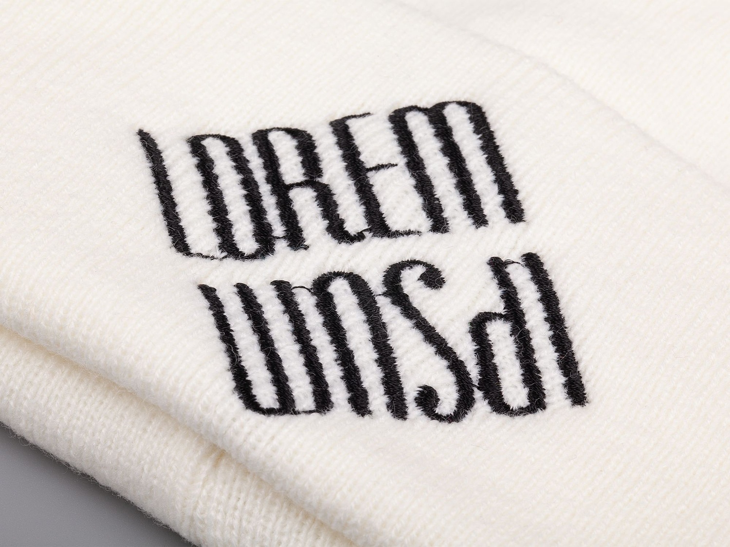 Шапка Urban Flow, молочно-белая