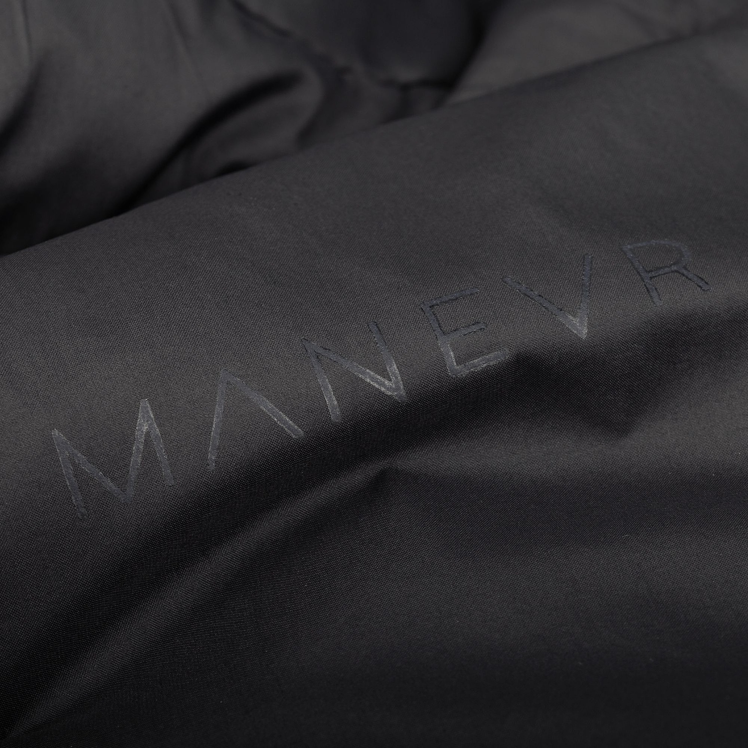 Пуховик унисекс Kapsula, черный с логотипом