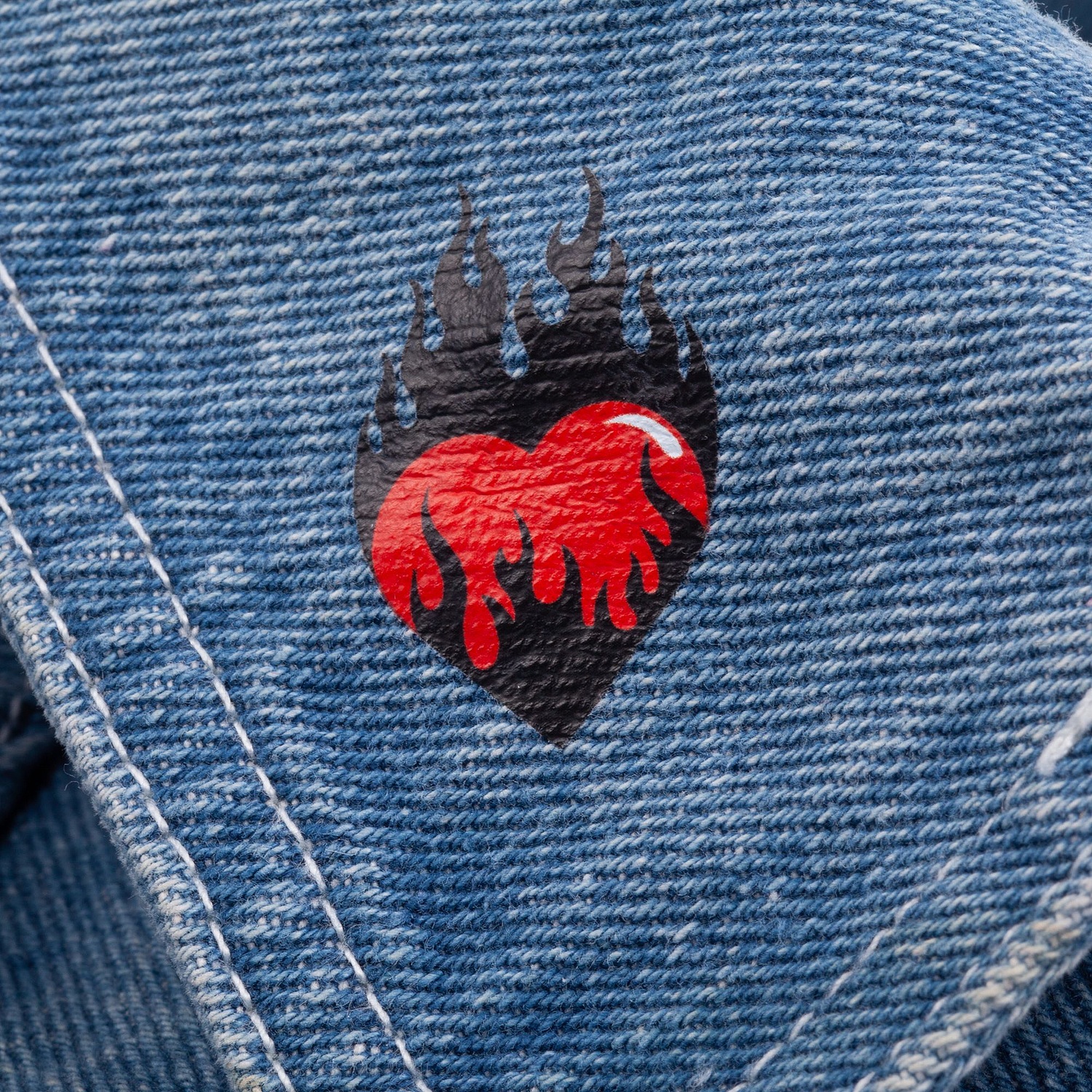 Куртка джинсовая O2, голубая с логотипом