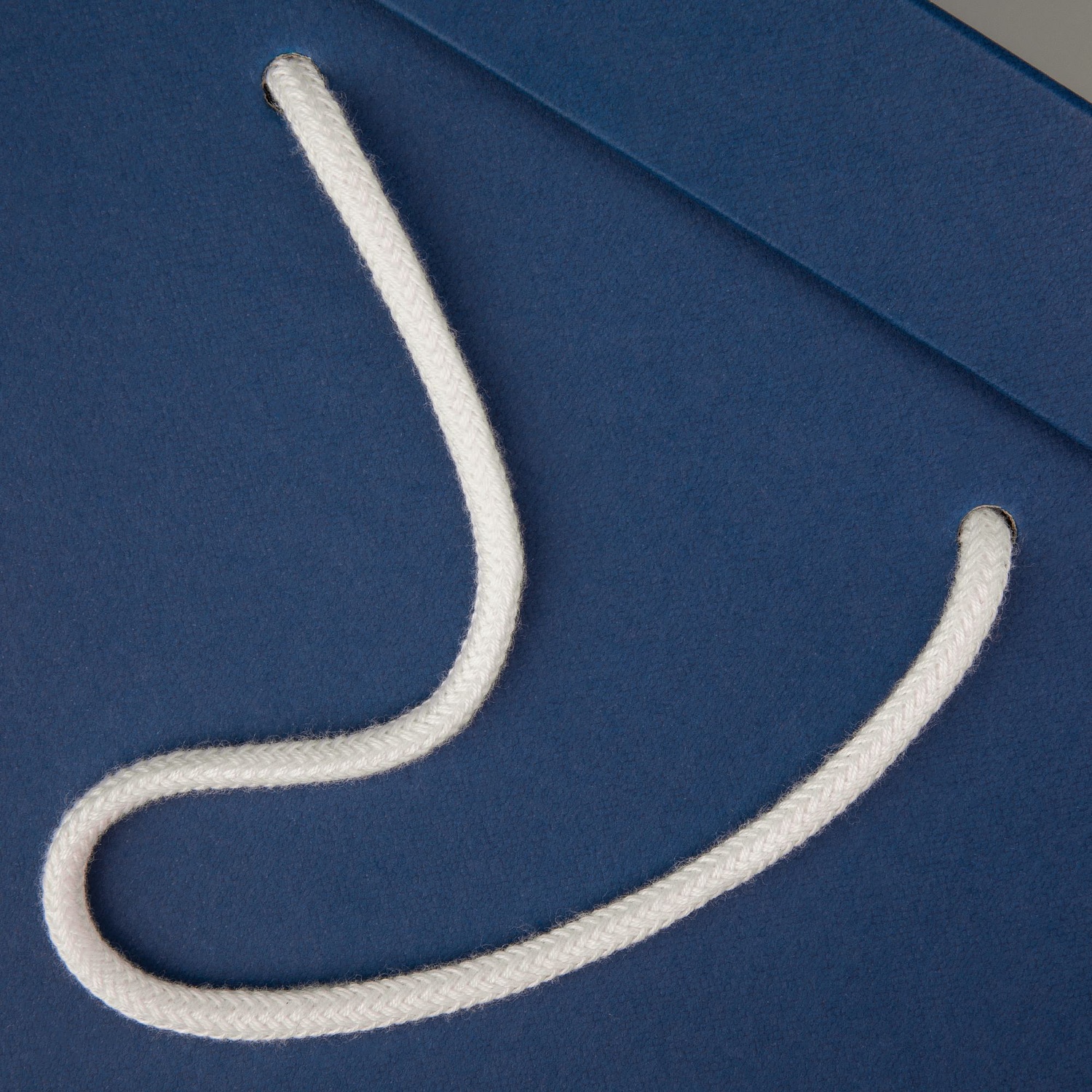 Круглый шнур Lasso L, белый, 120 см с логотипом