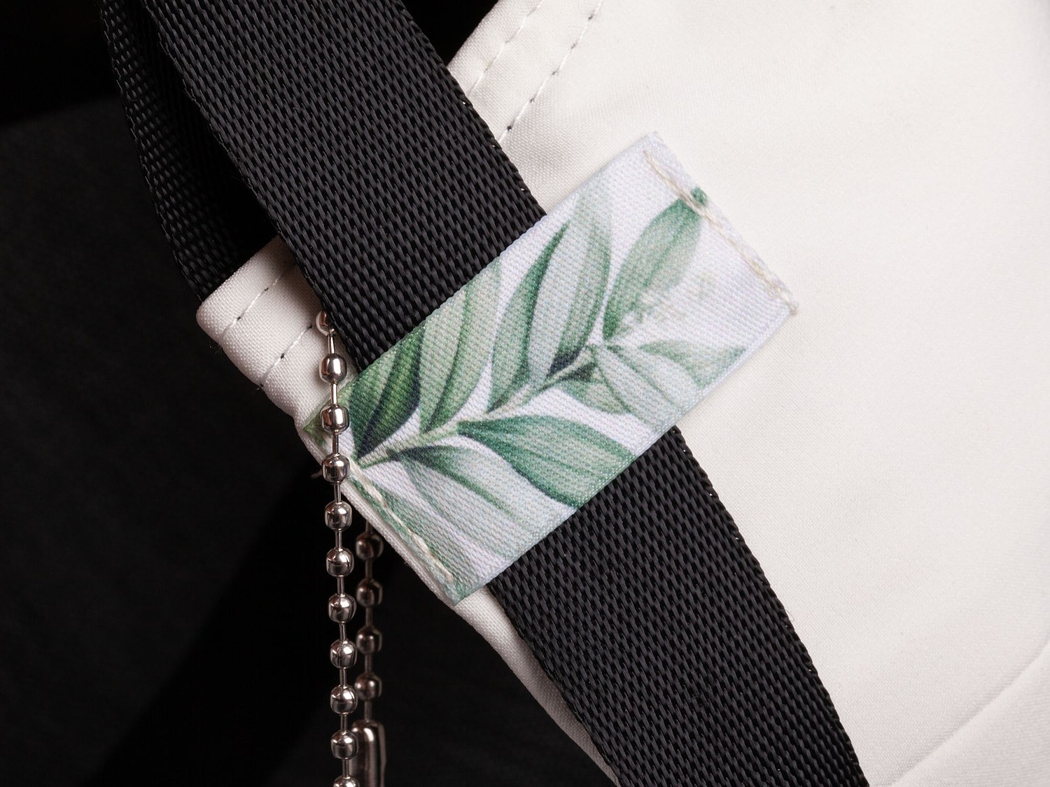 Бейсболка Kosmos, белая с логотипом