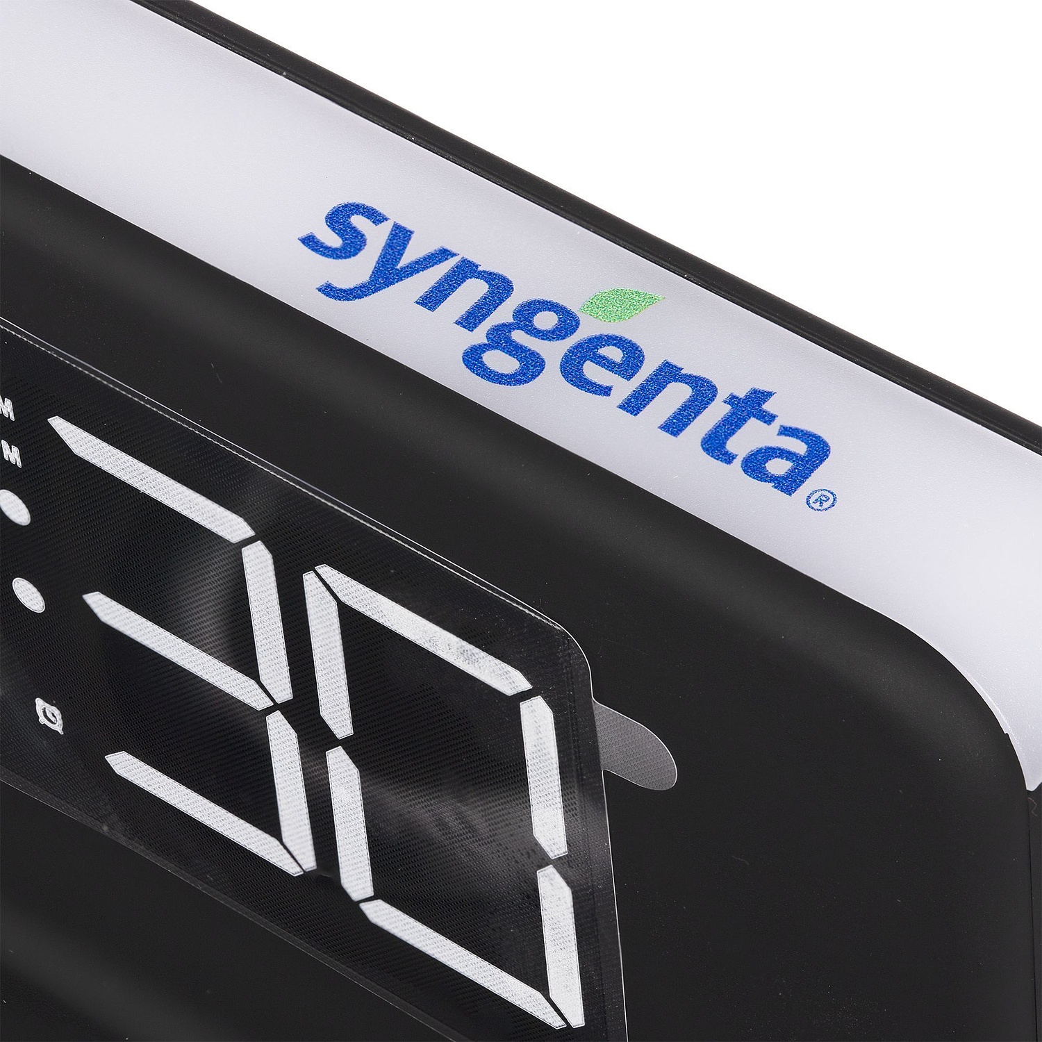 Часы настольные с беспроводным зарядным устройством Pitstop, черные с логотипом