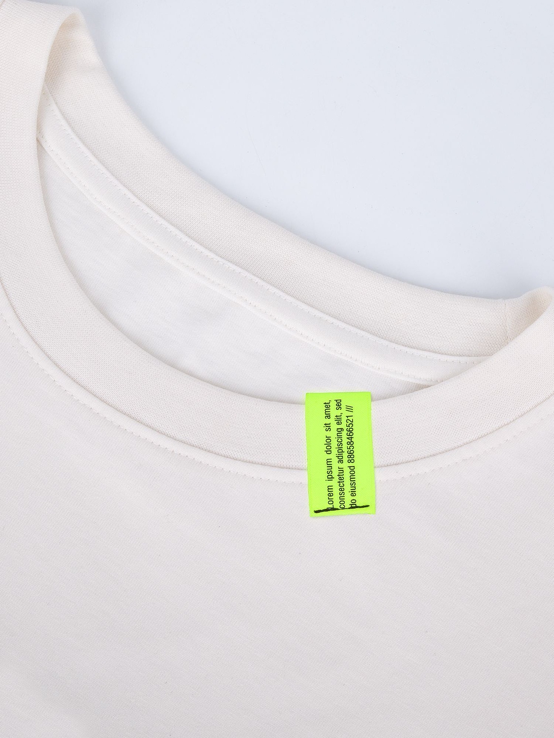 Футболка унисекс оверсайз T3, молочно-белая с логотипом