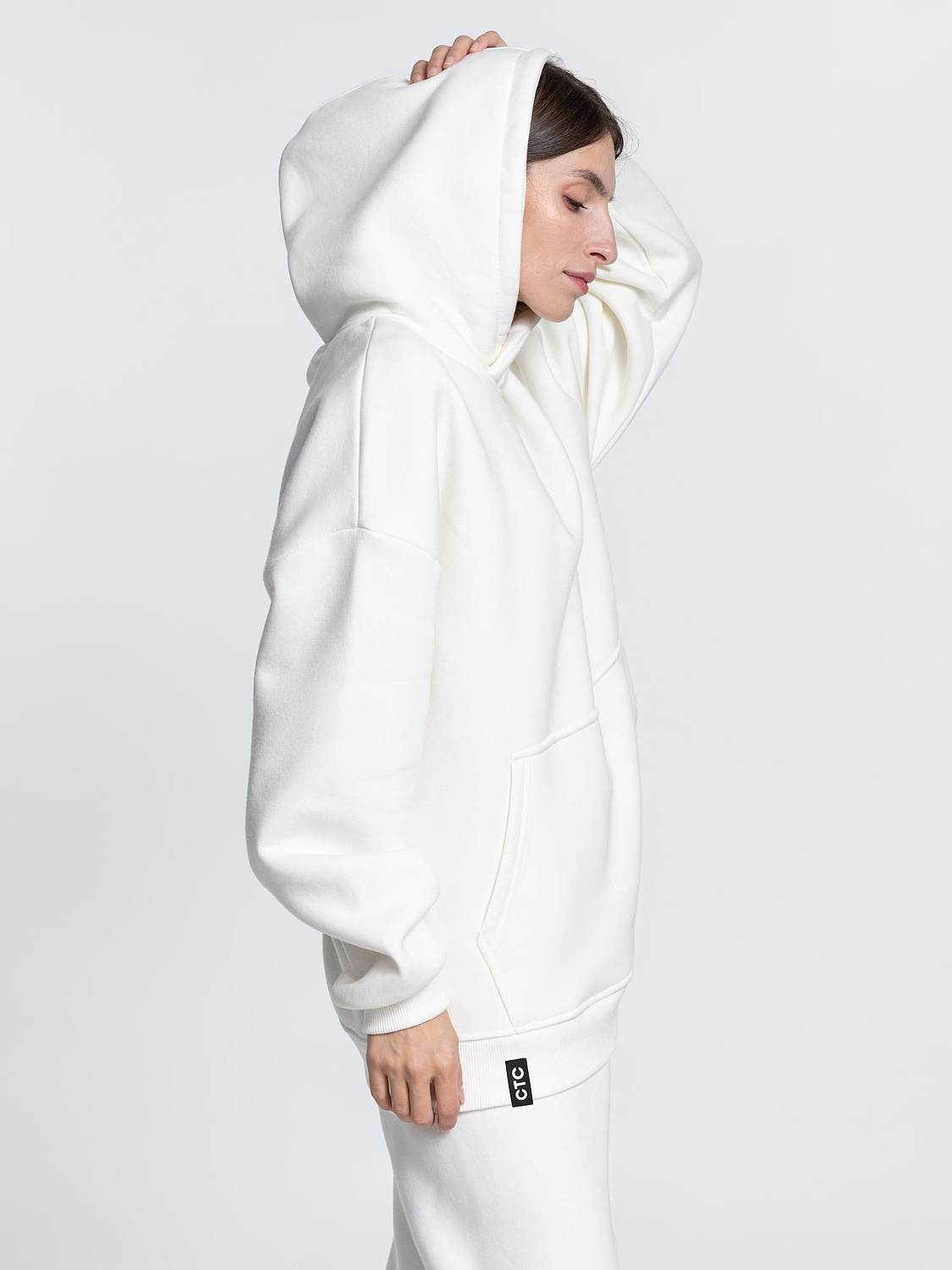 Лейбл тканевый Epsilon, S, черный с логотипом