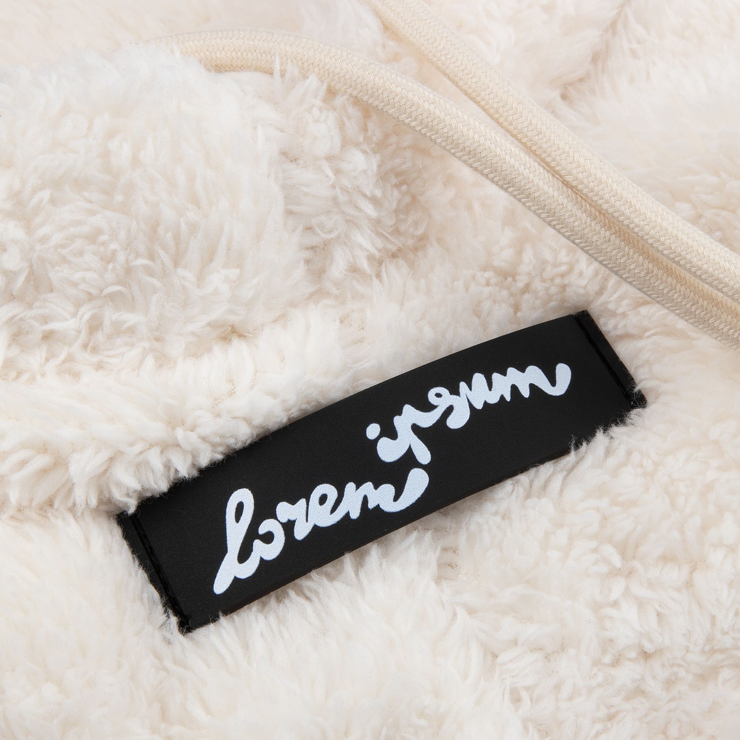 Балаклава-капюшон Flocky, молочно-белая с логотипом