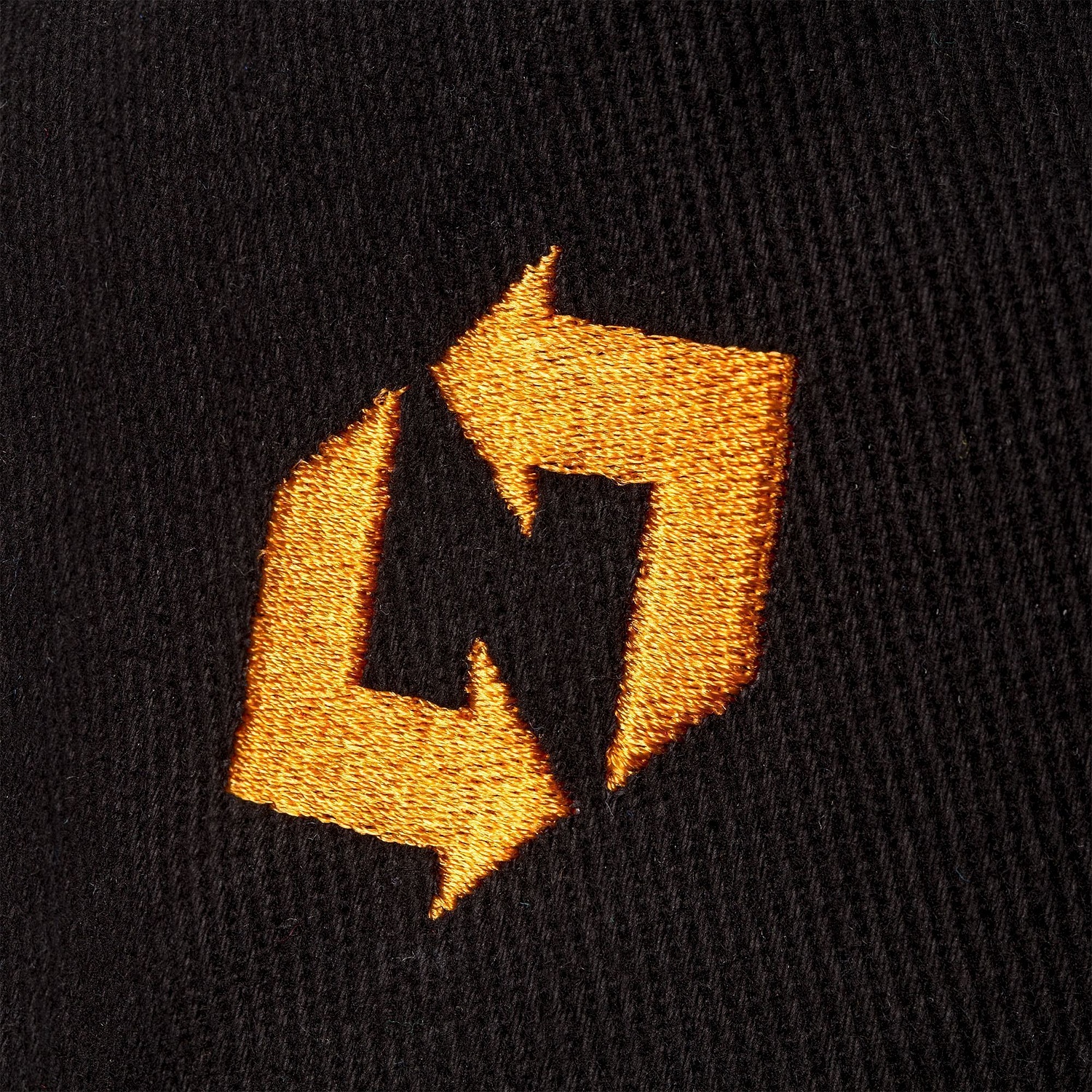 Бейсболка Classic, черная с белым кантом