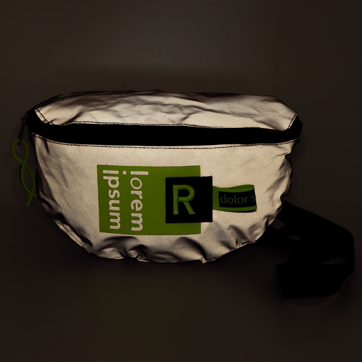 Поясная сумка Manifest из светоотражающей ткани, серая с логотипом