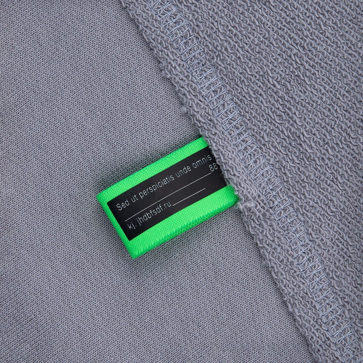 Свитшот оверсайз унисекс Vozduh, светло-серый с логотипом