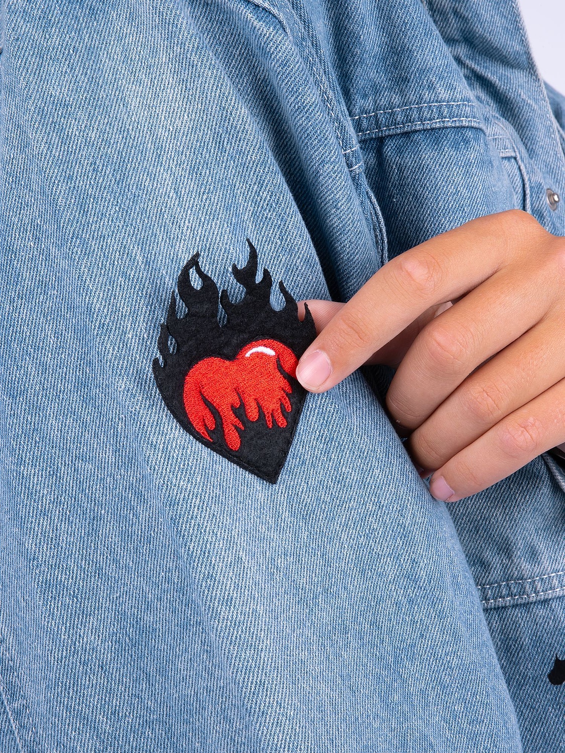 Куртка джинсовая O2, голубая с логотипом