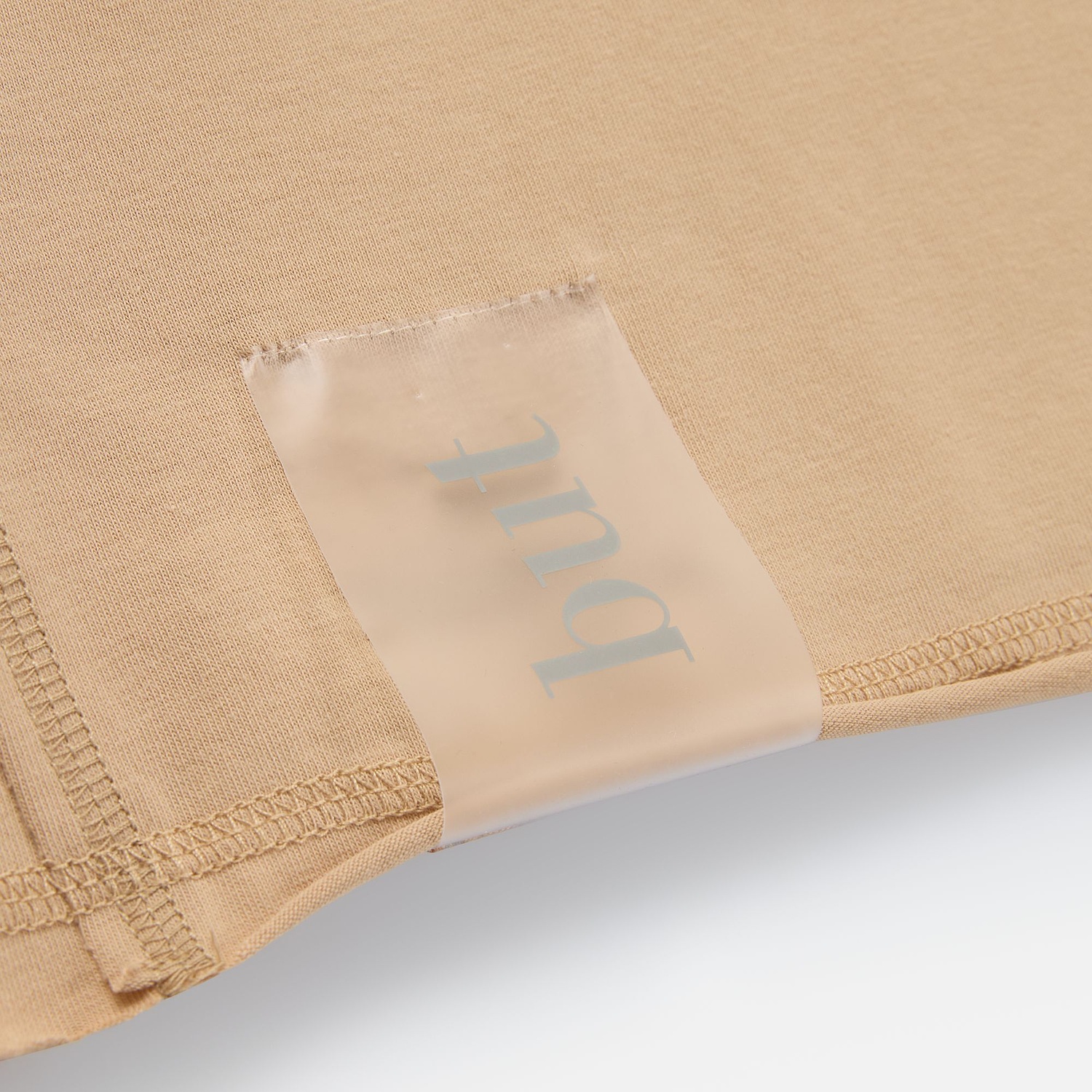 Футболка оверсайз унисекс Vozduh, бежевая с логотипом