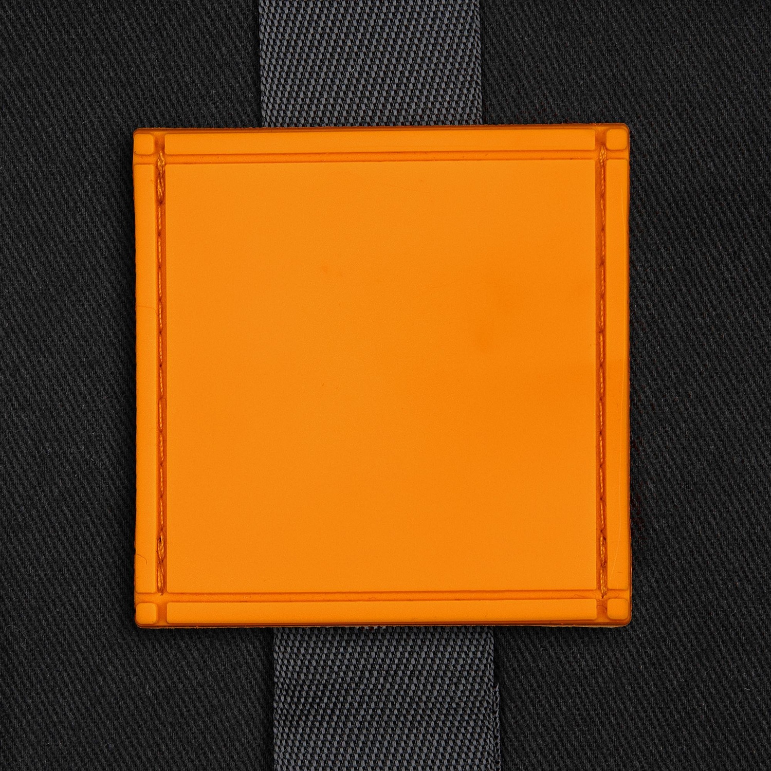 Лейбл из ПВХ Dzeta, L, оранжевый неон с логотипом