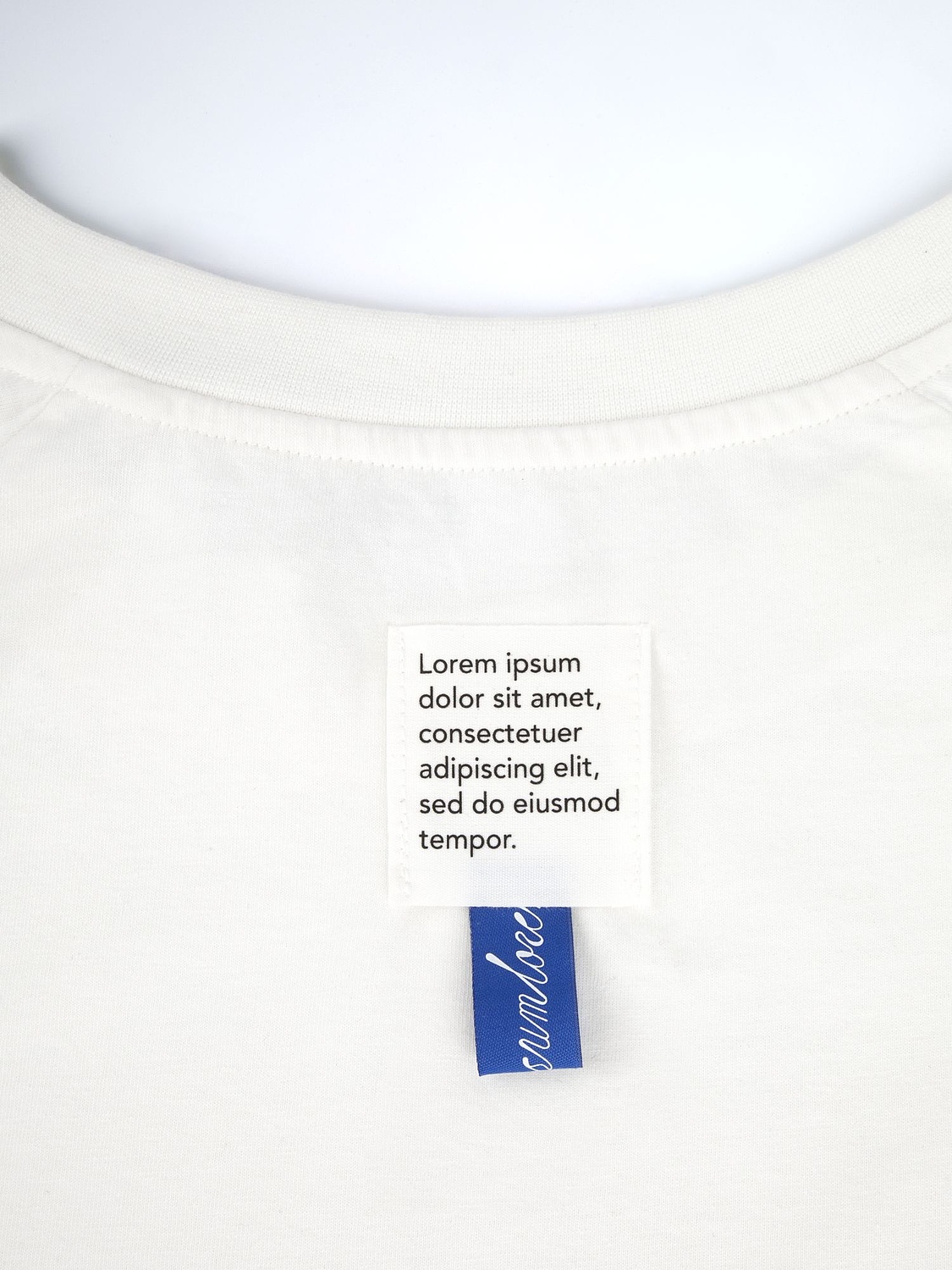 Футболка унисекс оверсайз T2, молочно-белая с логотипом