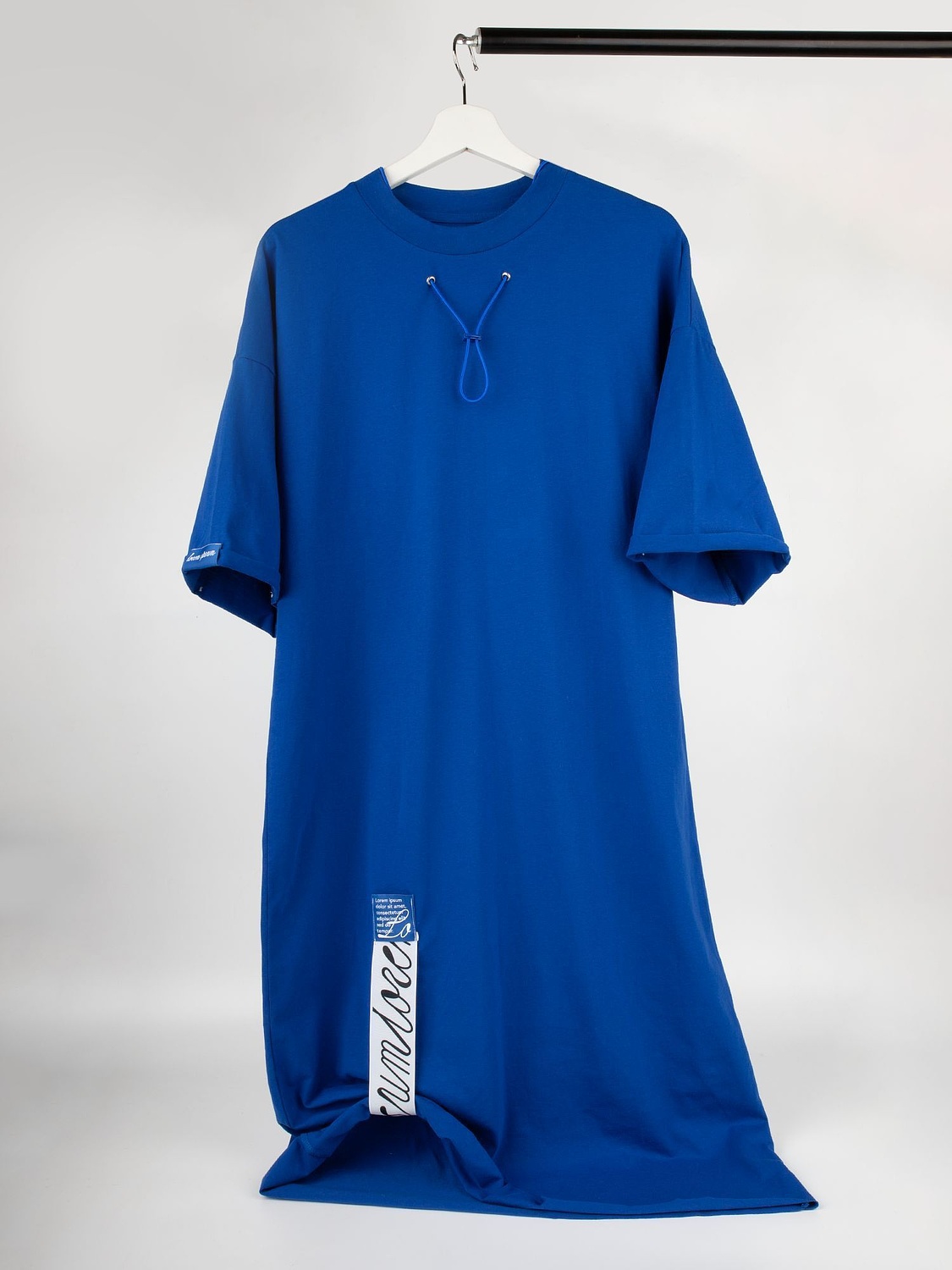 Платье D2, синее с логотипом