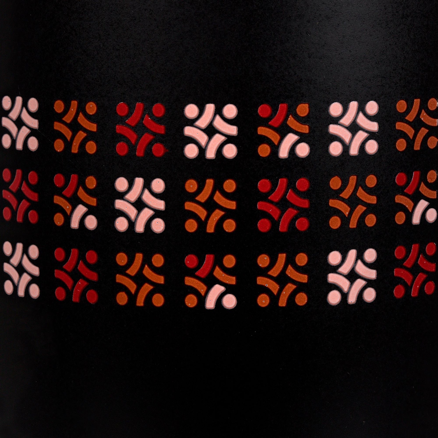 Кружка Bright Tulip, матовая, черная с красным с логотипом