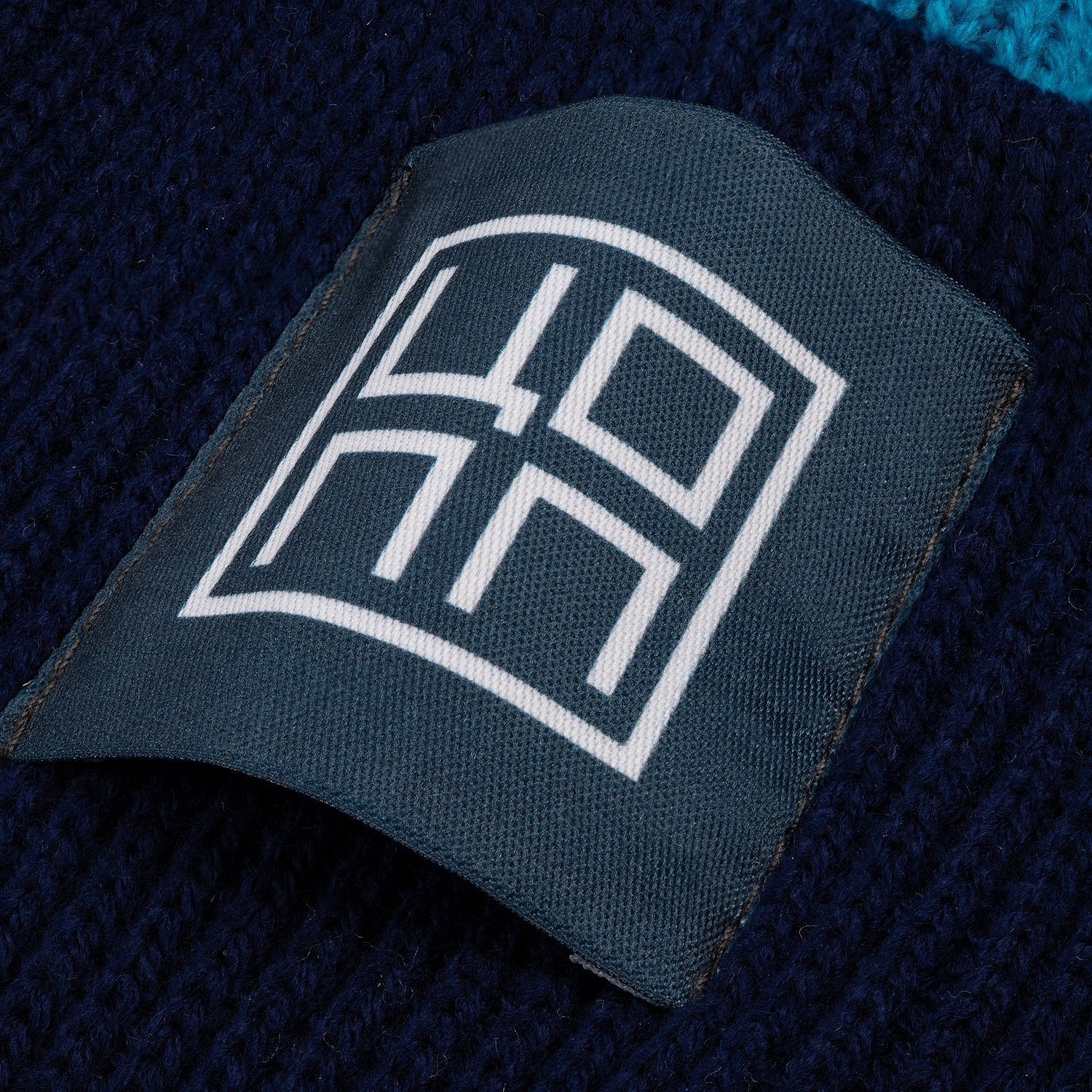 Шапка Snappy, бирюзовая с синим с логотипом