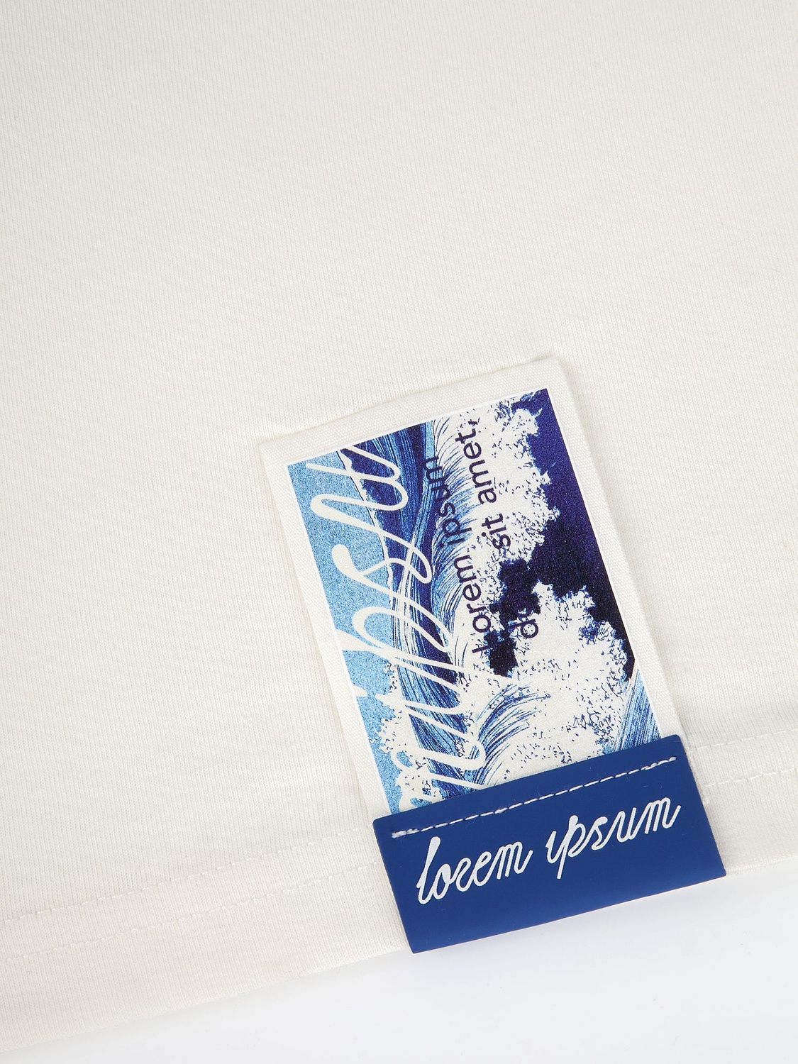 Футболка унисекс оверсайз T2, молочно-белая с логотипом