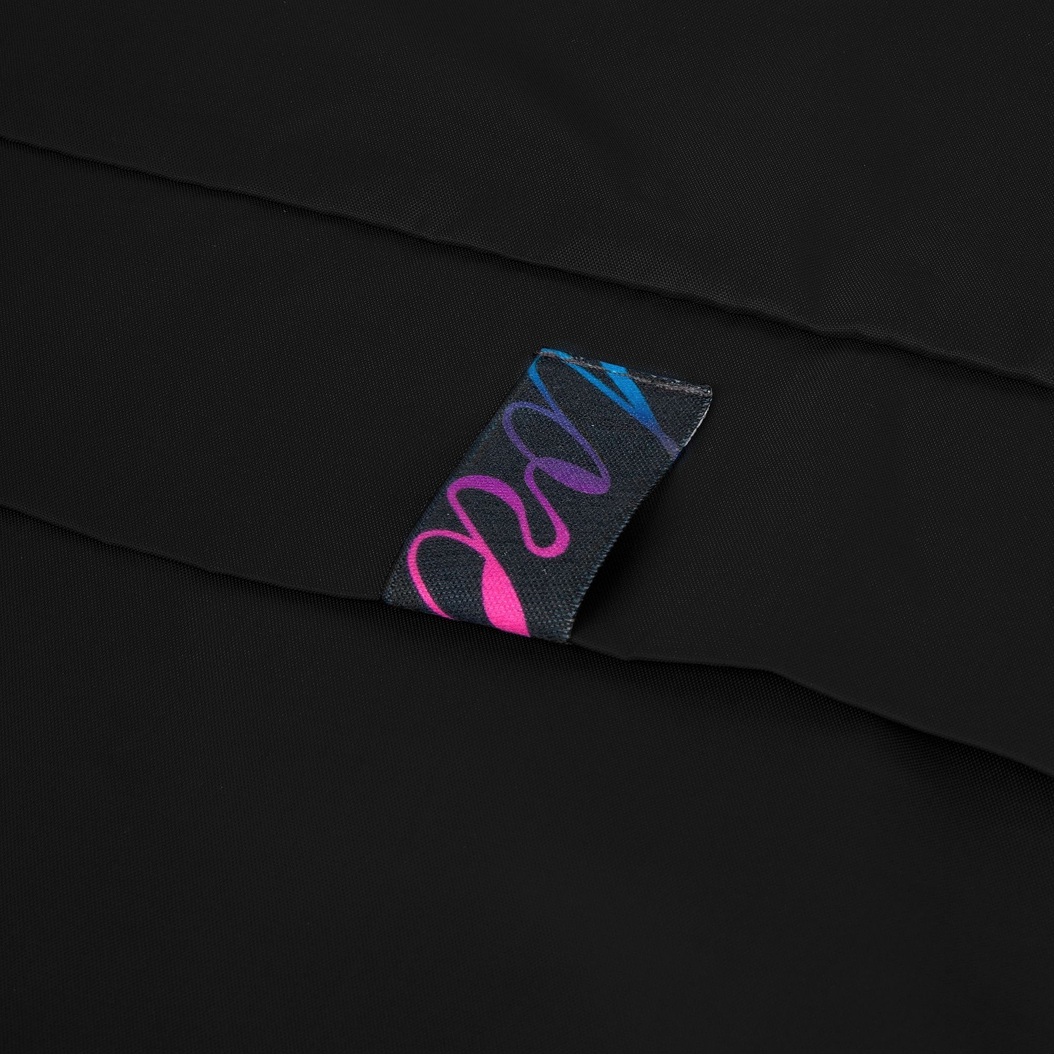 Ветровка из нейлона Surf 210, черная с логотипом