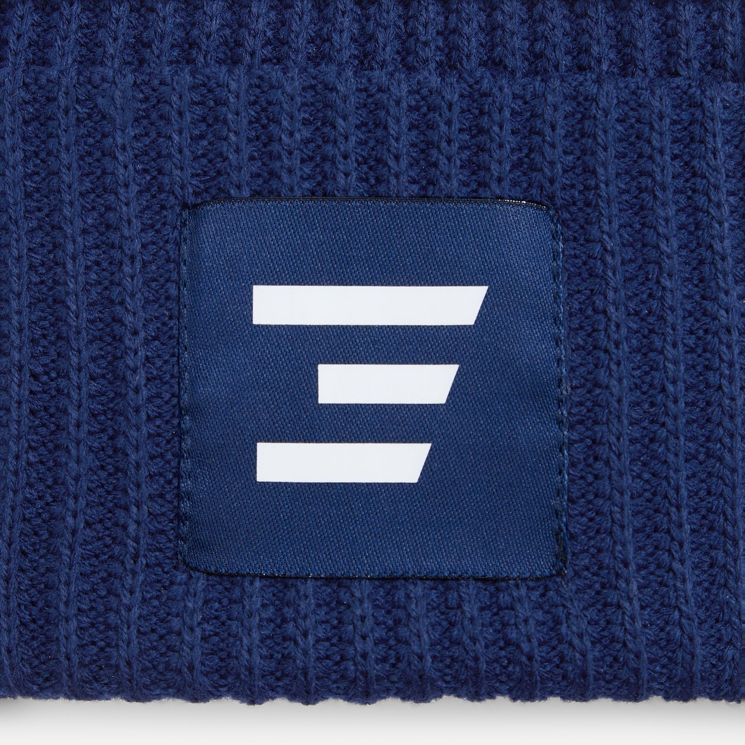 Лейбл тканевый Epsilon, L, темно-синий с логотипом