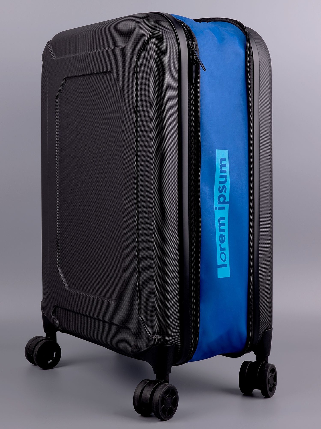 Чемодан Platta, черный с логотипом