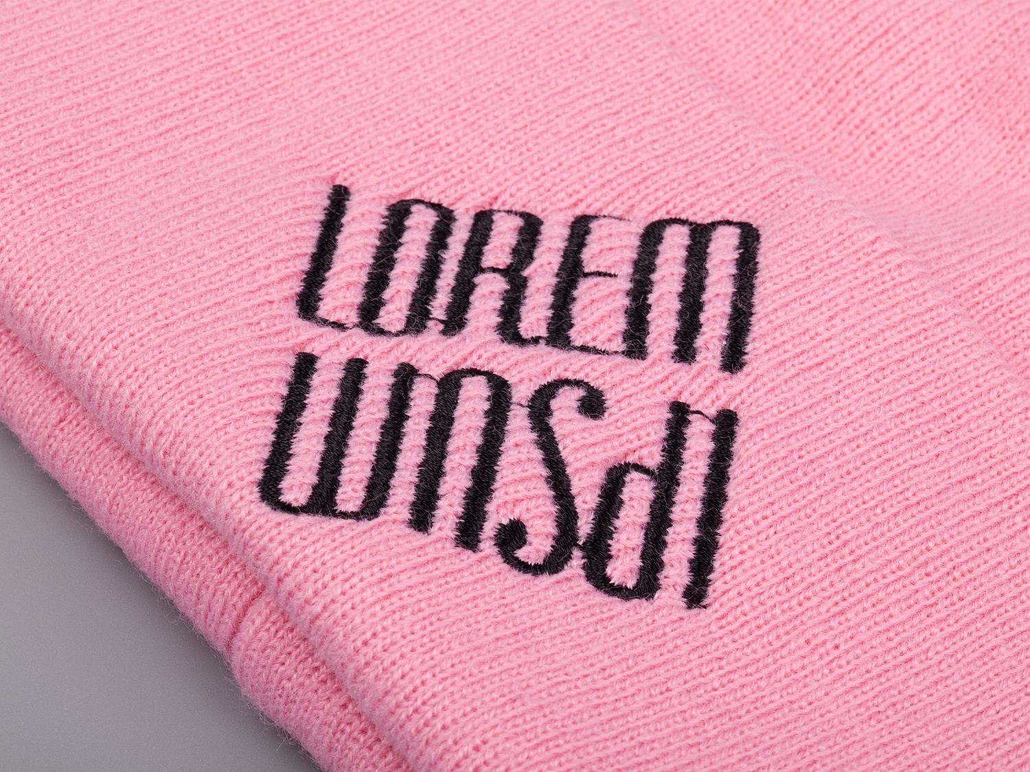 Шапка Urban Flow, пыльно-розовая с логотипом